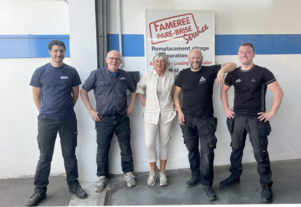 Bienvenue chez Famerée Pare-brise Service à Charleroi